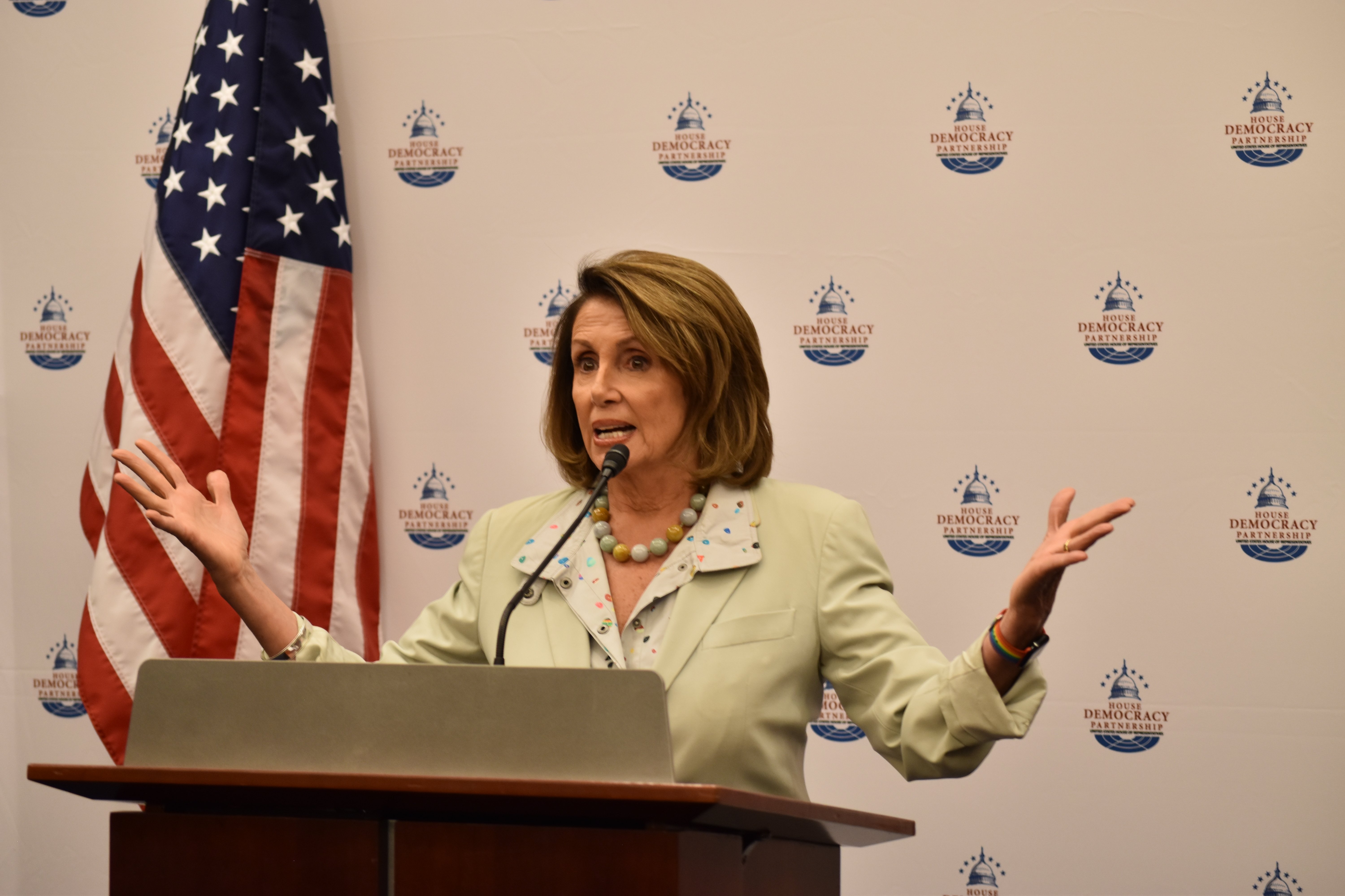 Leader Pelosi thanks President Sirleaf