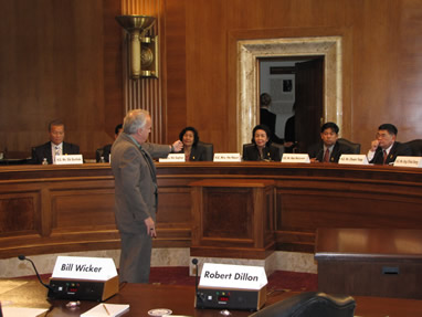 Cambodian MPs meet with members of Congress