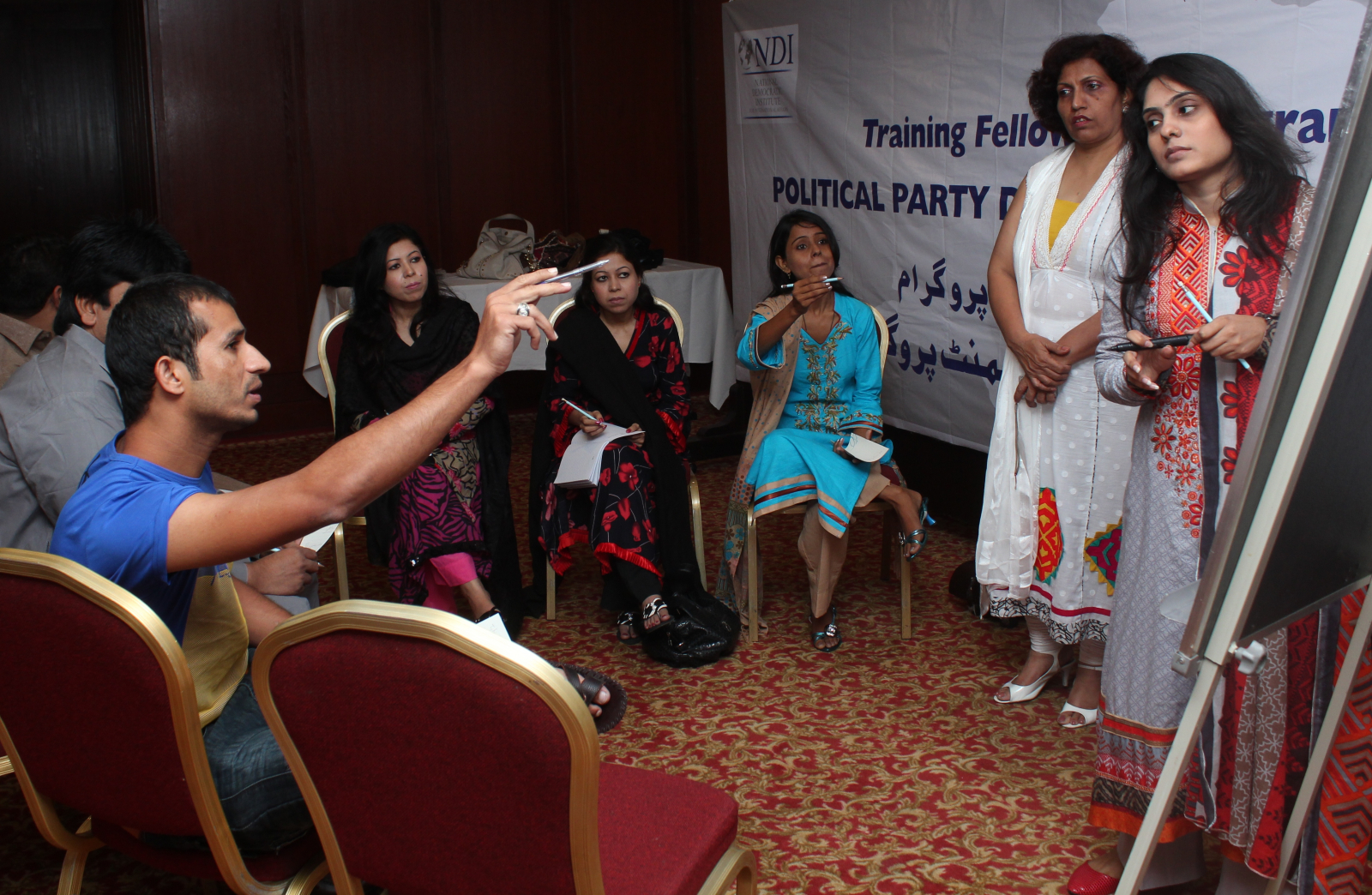 Political Parties Engage Citizens Online for Responsive Policy in Pakistan