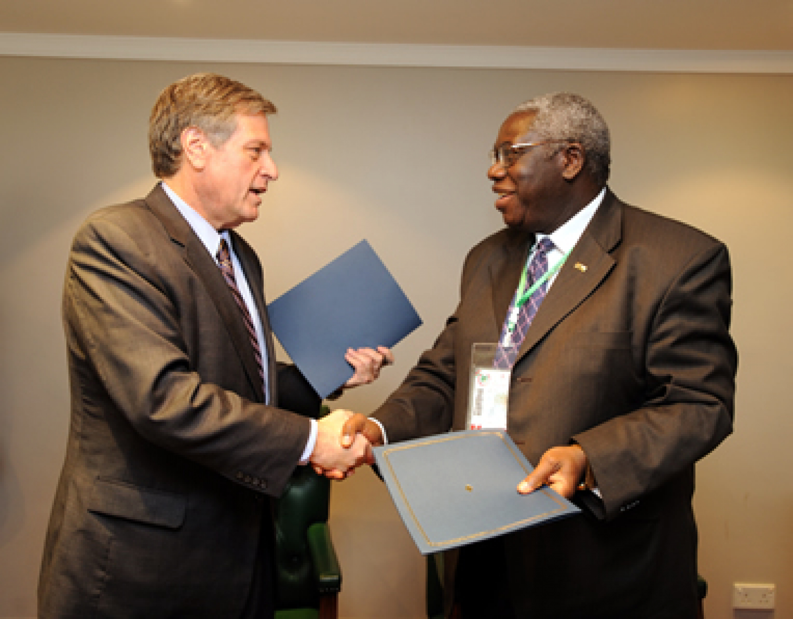 NDI Partners with Commonwealth Parliamentary Association to Strengthen Parliaments