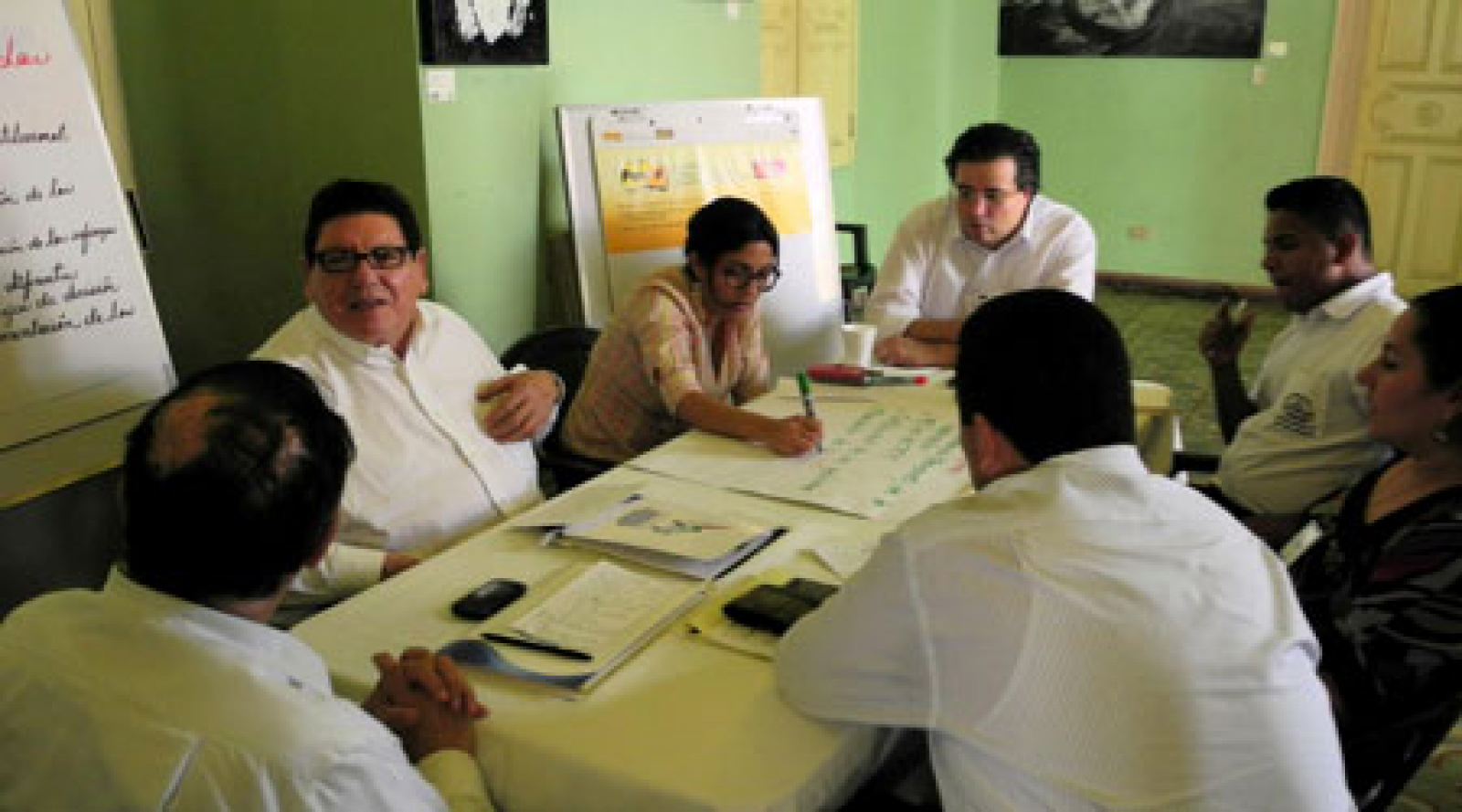 Latin American Exchange on Violence Prevention Takes Local Ideas to International Forum