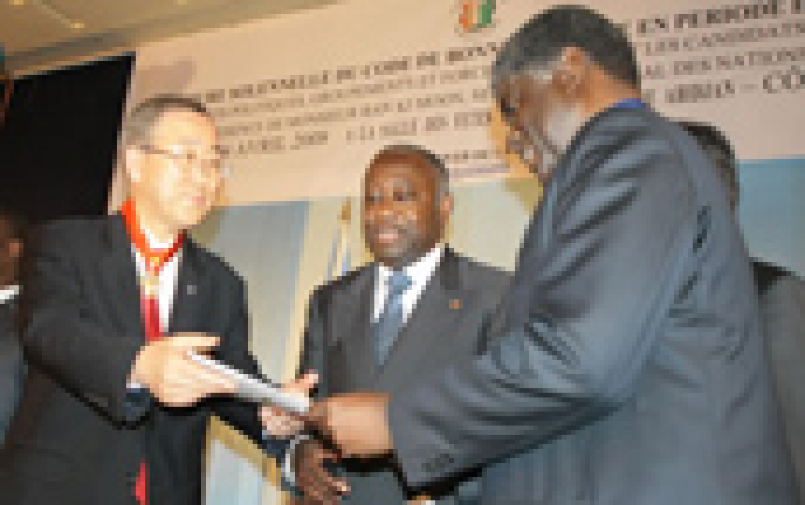 Côte d’Ivoire: NDI Helps Political Parties Agree to Code of Conduct