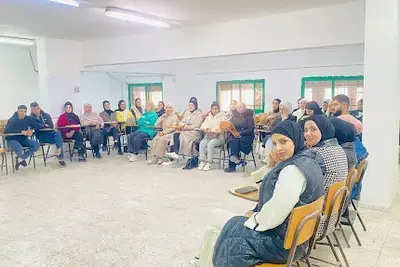 Young Palestinians Sit Down to Discuss the Upcoming Elections