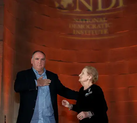 Madeleine K. Albright presents the Leadership in Democracy Award to Chef Jose Andres