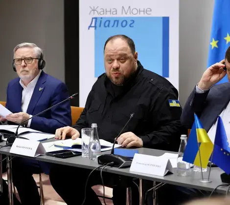 Pat Cox, former President of the European Parliament, Ruslan Stefanchuk, Speaker of the VRU and Oleksandr Korniyenko, First Deputy Speaker of the VRU